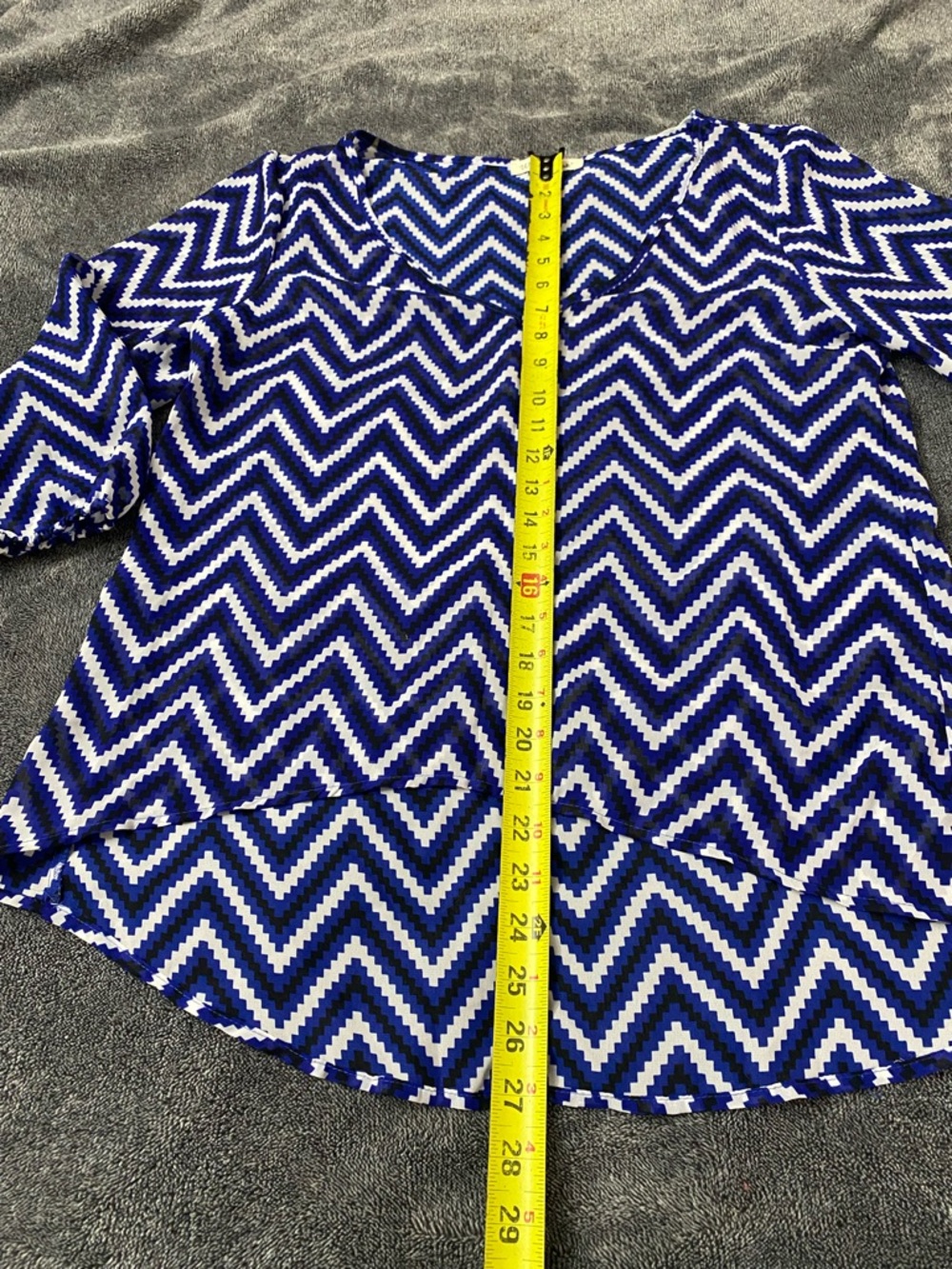 NWT Wishful Park Royal Blue Chevron Print 3/4 Puff Sleeve Size Medium - Picture 8 of 8